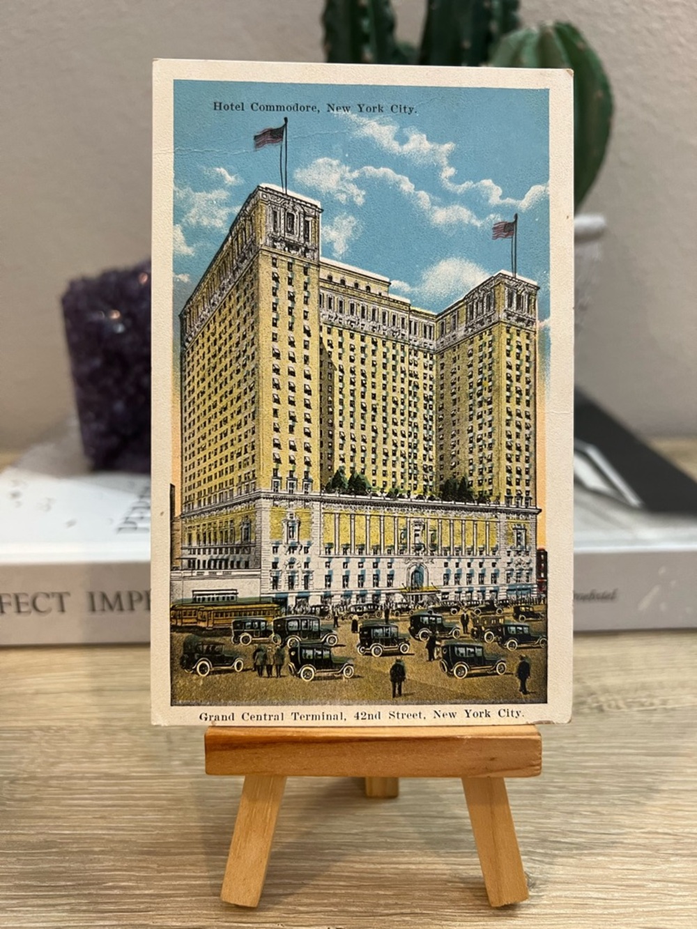 Antique 1920s Postcard Hotel Commodore NYC Grand Central Terminal White‎ Border